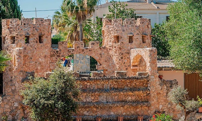 Son Antem Villa | Welcome to Castell Villa Bohio Mallorca, WIFI, POOL, AC,BBQ,PKING.