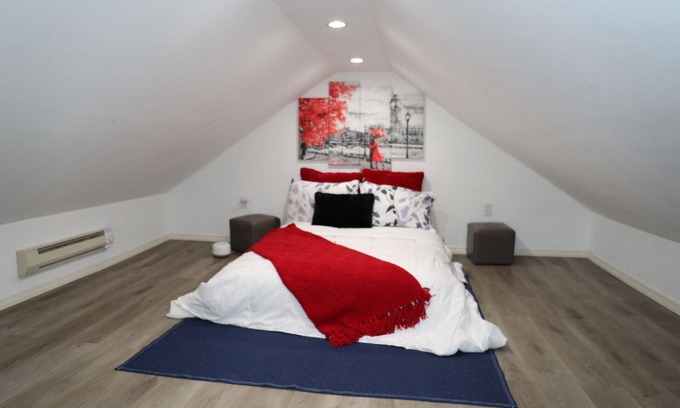 Rahway Cabin | Welcome to Lovely Studio- your sweet home away from home!