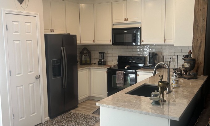 Antioch House | Welcome to Nashville