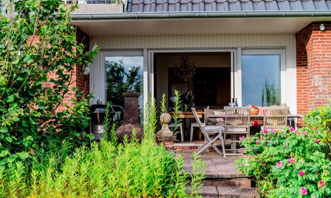 Nordstrand House | Welcome to our cozy vacation home right on the North Sea! Here