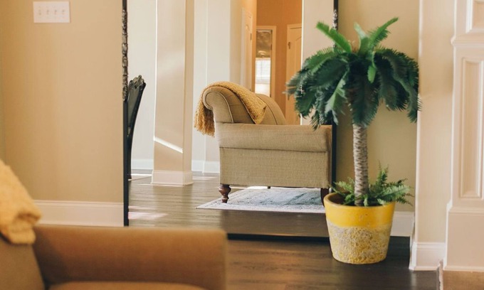 Normal House | Welcome to the Grand Executive Residence! Centrally located in Huntsville, AL.