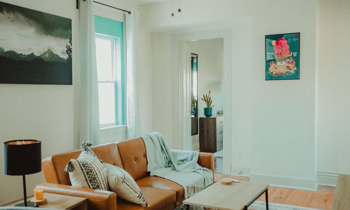 Schnitzelburg Apartment | Welcome to the Perch of Germantown