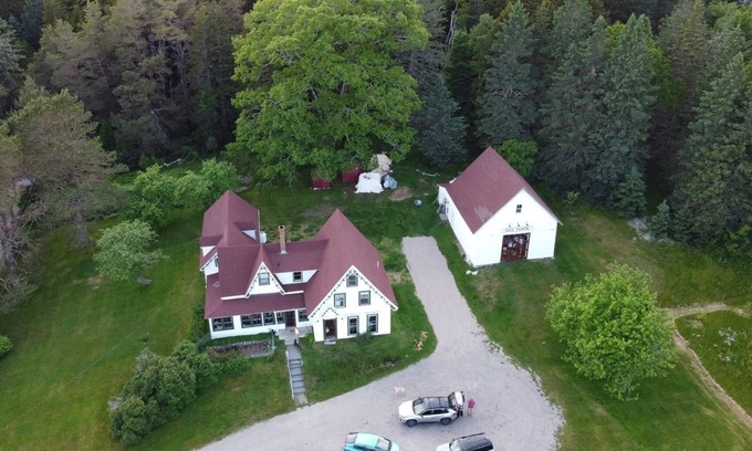 Seal Cove Other | Welcome to The Rumill house with spectacular views, WiFi and the ocean near by.