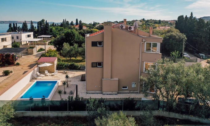 Sutomiscica Villa | Welcome to Villa Frida