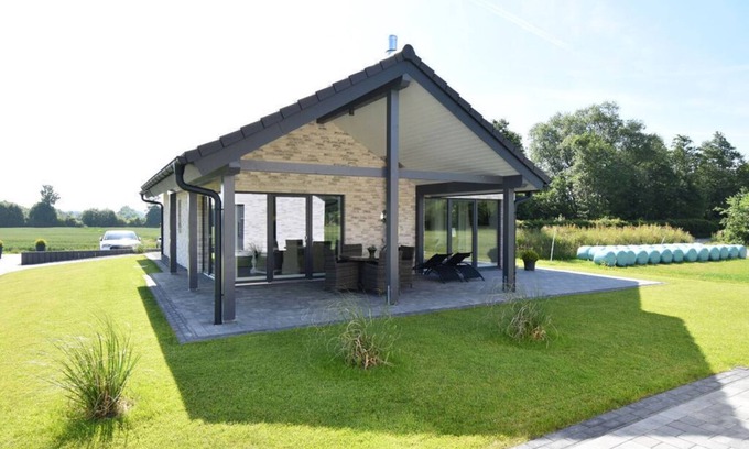 Niesgrau House | Welcoming holiday home by the Baltic Sea