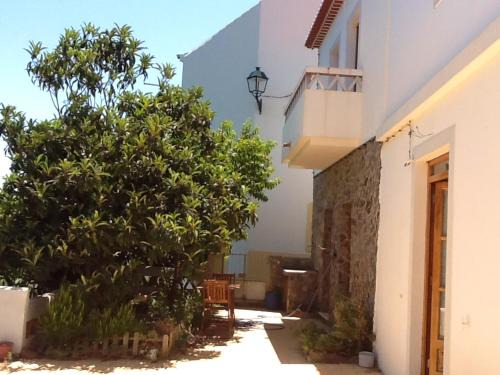Aljezur House | Welcoming House in Aljezur