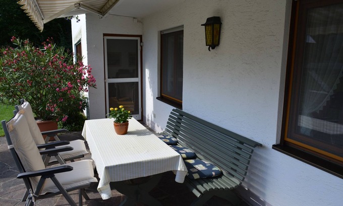 Uebersee Apartment | Well-equipped family-friendly vacation apartment for 2-6 people