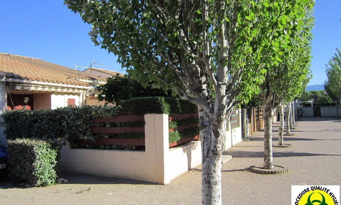 Saint-Cyprien Plage Villa | Well exposed villa with 2 terraces, close to the sea and shops