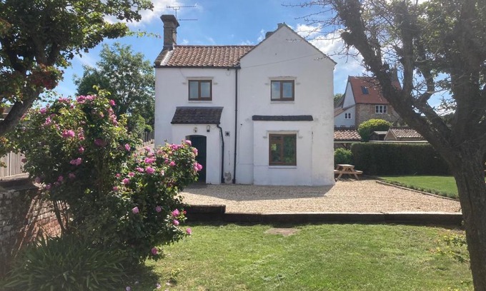 Drayton House | Wensum Cottage