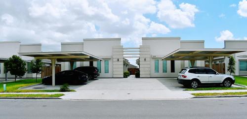 Weslaco Apartment | Weslaco Apt C 1