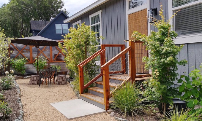 Graton House | West County Bird Haven