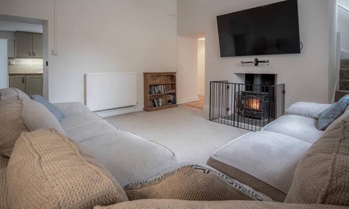 St. Florence Cottage | West Jordanston Farm Cottage - 4 Bed - St Florence