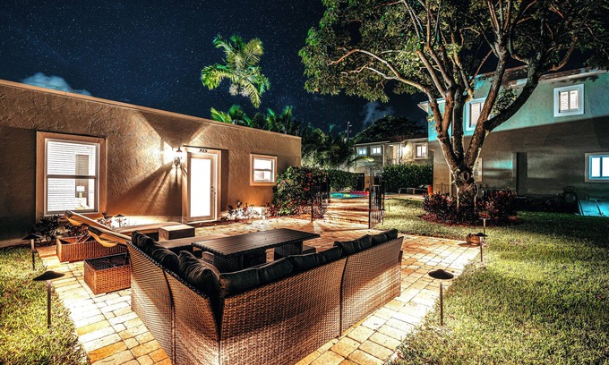 Poiciana Park II House | West Palm Oasis