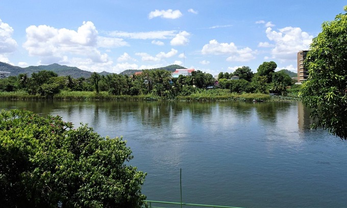 Kanchanaburi Hotel | WEST WONDER RIVERSIDE RESORT