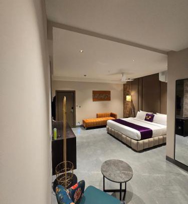 Banjara Hills Hotel | Western Banjara