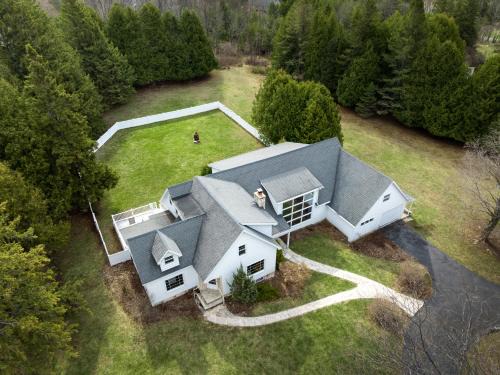 Ephraim House | Westeros by Simple Life Rentals