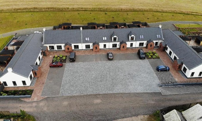 Alexandria House | Westertonhill Newbuild Lodges with Private Hot Tub Hire Available