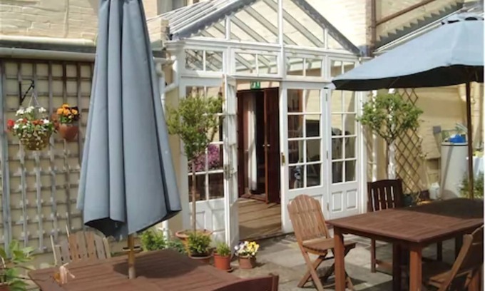 Oxford House | Westgate Hotel