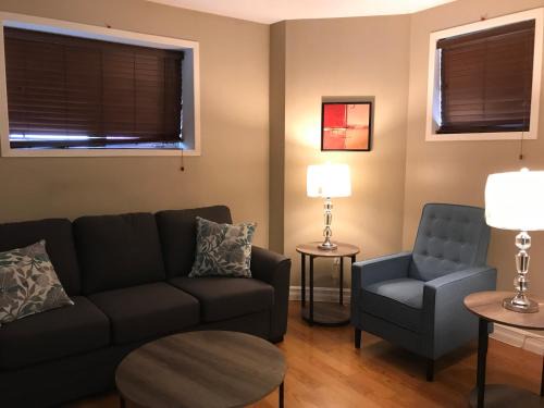 Waterford Valley Apartment | Westmount Manor Unit 7 - 2 Bedroom Apartment