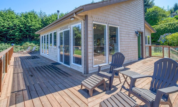 Depoe Bay House | Whale Watch Lookout