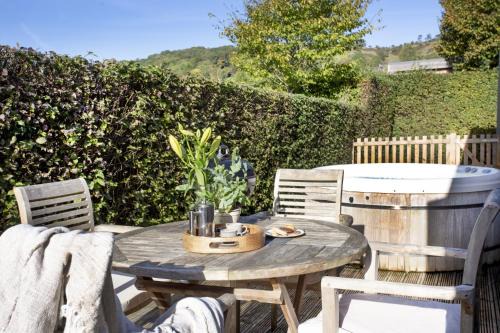 Cheddar House | Whileaway Lodge, Strawberryfield Park