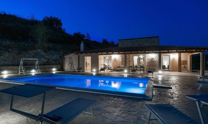 Giarratana Villa | Whimsical Sicilian Villa With Garden