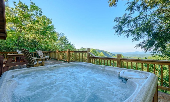 Blowing Rock House | Whispering Pines