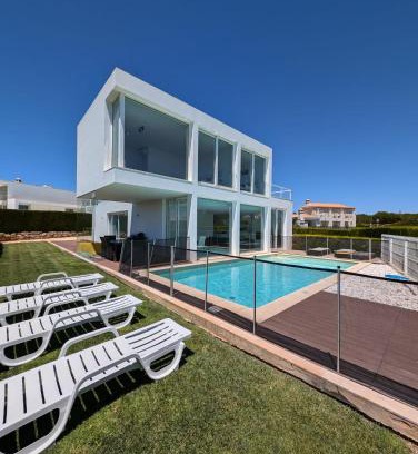 Sagres Villa | White Beach Villa