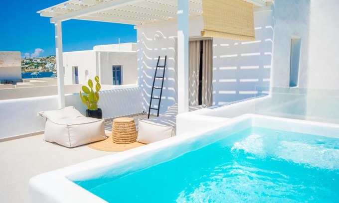 Paros Hotel | White Blossom