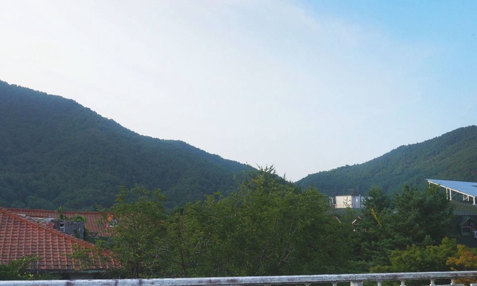 Sokcho Hotel | White House