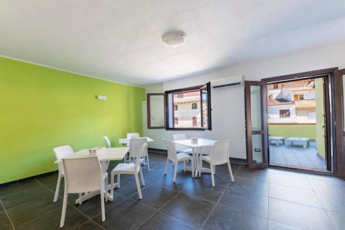 Buggerru House | White Lion SURF & MINE GUESTHOUSE