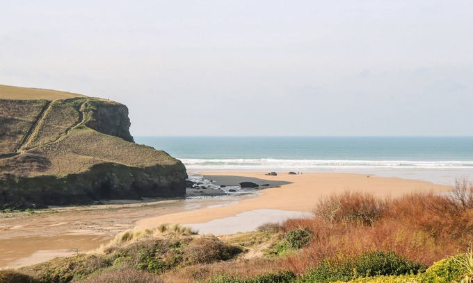 Mawgan Porth Cottage | White Lodge Apartment