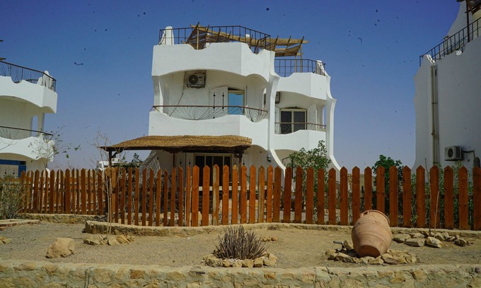 Dahar Villa | WHITE VILLA No. 8n