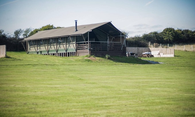 Llangennith RV Rental | Whiteford - Safari Glamping Tent - Llangennith