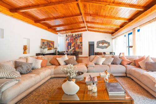 Abrantes House | WHome Family Paradise, Exquisite Retreat for Holidays