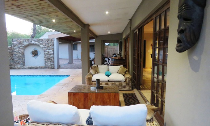 Hoedspruit House | Wild Dog Guest Lodge
