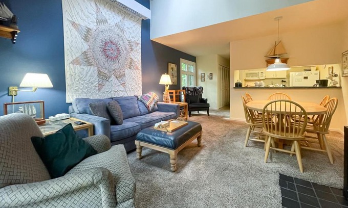 Glen Arbor Apartment | Wilderness 36