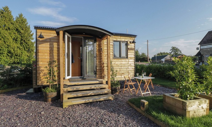 Kemble Cottage | Willow