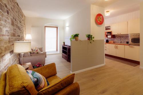 Trevi Apartment | Winding Village Suite