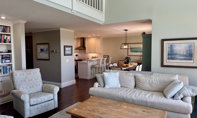 Forest Beach Condo | Windward Passage: 3 BR, 2.5 BA Condominium in Harbor Springs , Sleeps 6