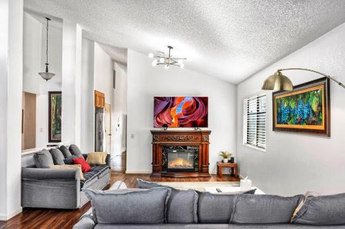 Santa Rosa House | Wine Country King Bed BBQ Stocked