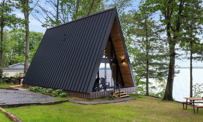 Town of Torrey Cabin | Wine Down on Serenity
