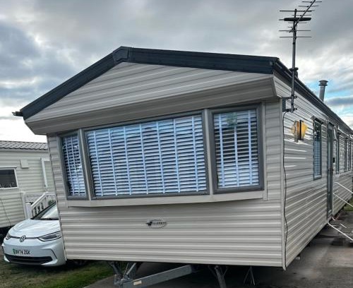 Towyn Apartment | Winkups Getaway caravan hire