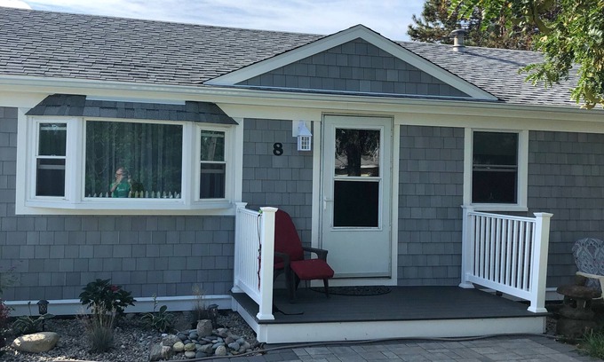 Humarock Cottage | Winter Rental, September 1st 2025- May 31st 2026, 2,600month + Util 60 day min