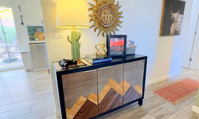 Catalina House | WINTER WHERE IT'S WARMER! One-Story, Patio w/Mountain Views & Washer/Dryer!