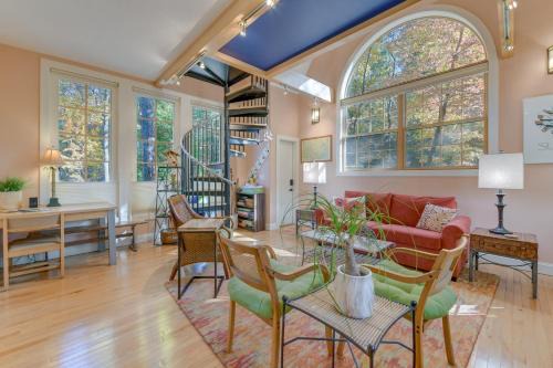 Hot Springs House | WNC French Broad RiverWalk Retreat with WiFi