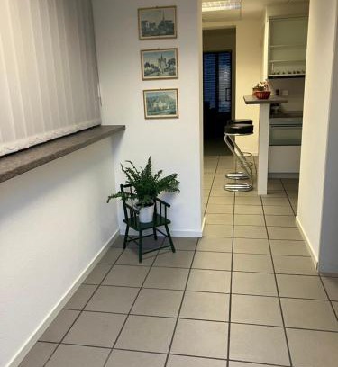 Breite Apartment | Wohnoase mit gratis Parkplatz