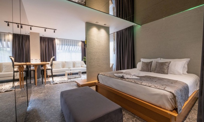 Lara Apartment | Wolf Suites