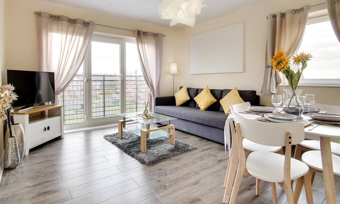 Wolverhampton Apartment | Wolverhampton City Stay II