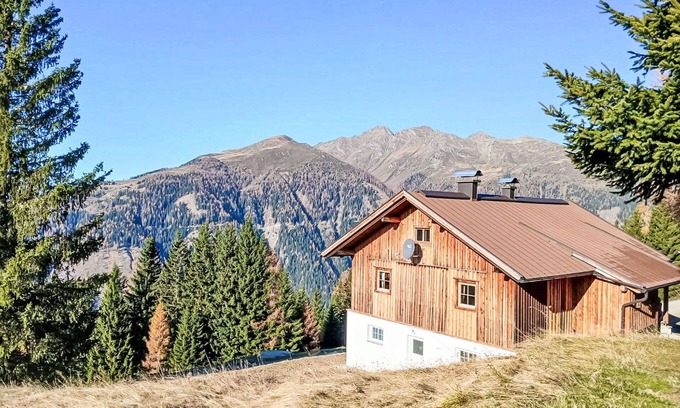 Greifenburg House | Wonderful private villa for 10 people with WIFI, TV, patio and pets allowed